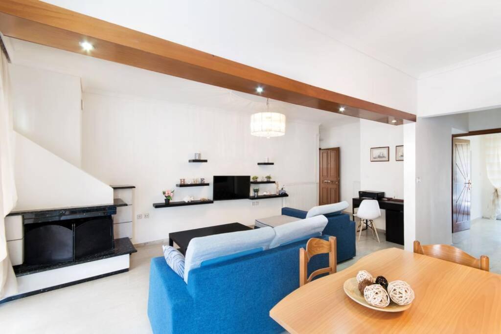 Seafront 2 Bedrooms Apartment เนอาอิรากลีอา ภายนอก รูปภาพ